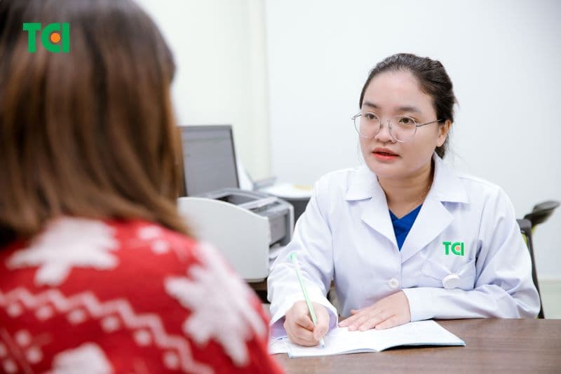 Nếu đang tìm phòng khám viêm cổ tử cung ở Liễu Giai uy tín và chất lượng, chị em có thể tham khảo Bệnh viện Đa khoa Quốc tế Thu Cúc