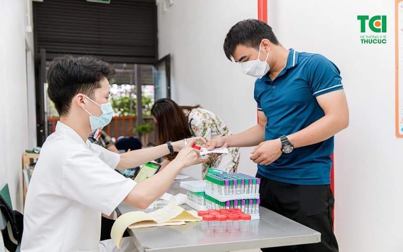 Quy trình xét nghiệm cần được kiểm soát chặt chẽ để cung cấp kết quả chính xác, hỗ trợ bác sĩ chẩn đoán và theo dõi bệnh.