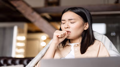 Thuốc ho: Dùng loại nào phù hợp với từng nguyên nhân gây ho?