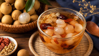 Đẻ mổ ăn được nhãn không? Giải đáp chi tiết cho mẹ