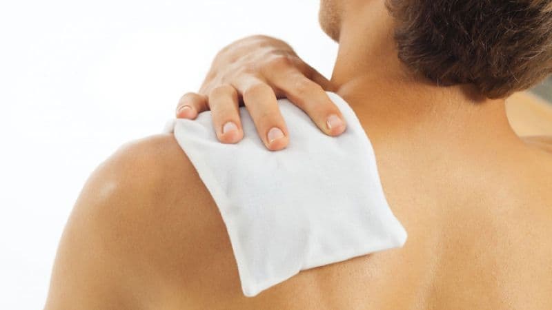 Lá xoan hỗ trợ giảm đau nhức xương khớp