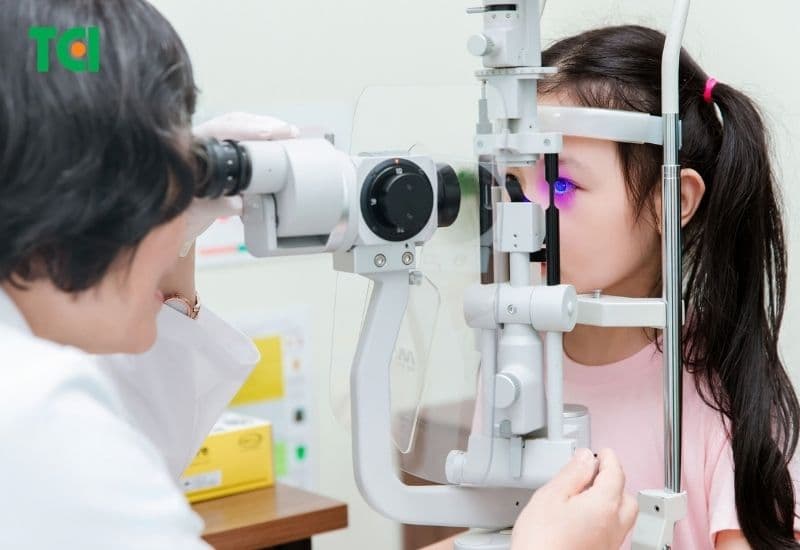 mắt cận và mắt lão
