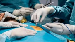 Mổ nội soi sỏi mật: Khi nào cần thực hiện và quy trình diễn ra thế nào?