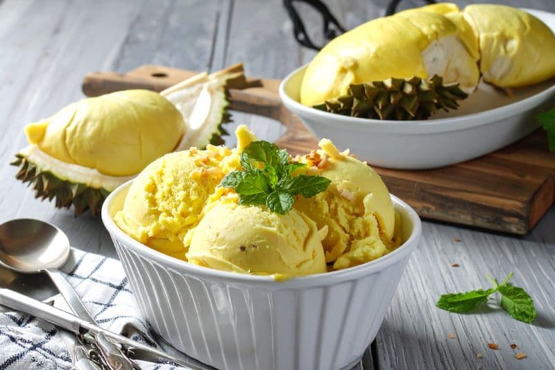 Sầu riêng chứa nhiều dưỡng chất có lợi cho sức khỏe, tuy nhiên cũng chứa nhiều đường và năng lượng.