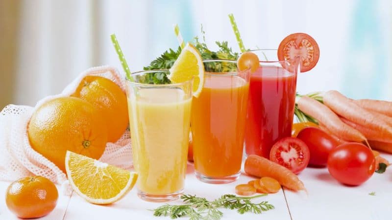 Một số loại nước ép nên hạn chế hoặc tránh nếu khiến người bệnh xuất hiện đau bụng
