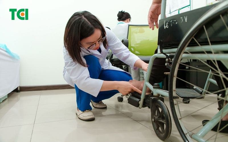Y học cổ truyền được kết hợp với phục hồi chức năng để nâng cao hiệu quả điều trị bệnh