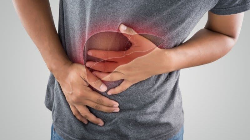 Phần lớn người mắc viêm gan B mạn tính không biểu hiện triệu chứng cho đến khi bệnh đã gây tổn thương gan đáng kể