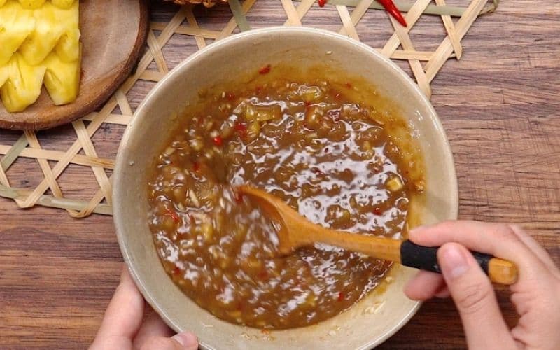 Bầu ăn mắm nêm được không