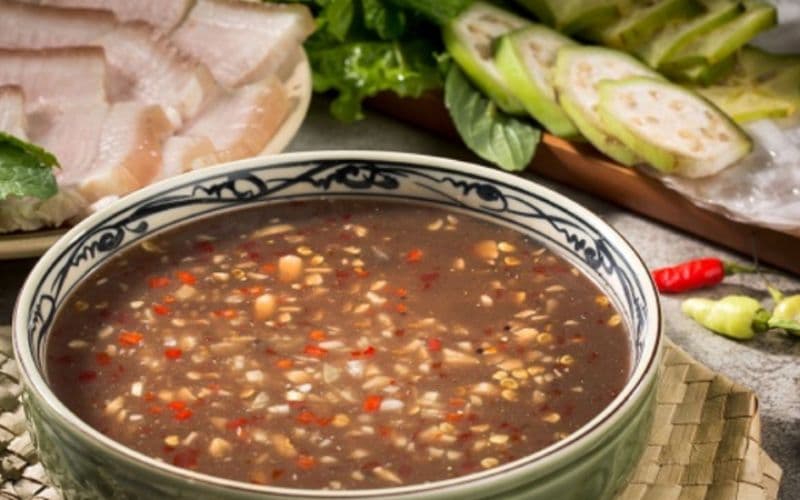 Bầu ăn mắm nêm được không