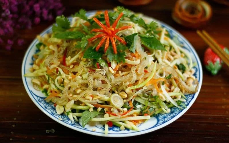Bầu ăn sứa được không?