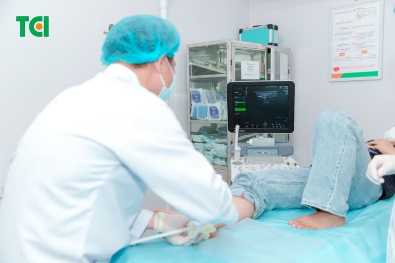 Siêu âm giúp quan sát cấu trúc gân và đánh giá được mức độ dày lên của gân gót