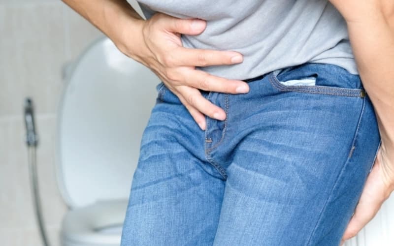 Mót rặn đau bụng quặn đi ngoài nhiều lần là bệnh gì? Có phải trĩ không?