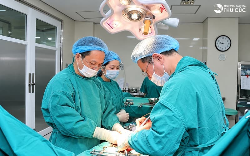 Phẫu thuật điều trị u tuyến đại tràng