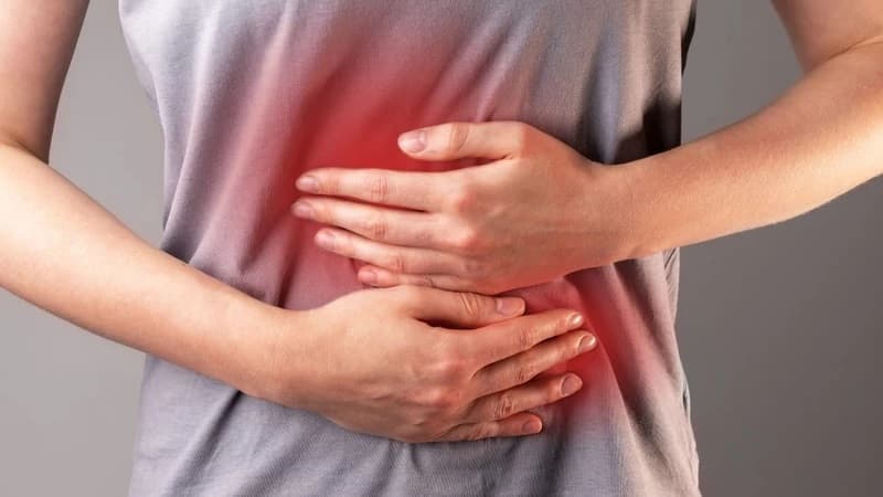 Người bị bệnh Ménétrier gặp triệu chứng đau bụng hoặc vùng thượng vị