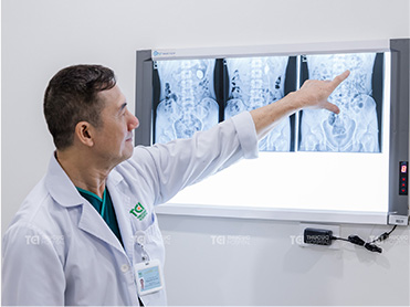 Phim chụp Anh Phùng Kim Sơn