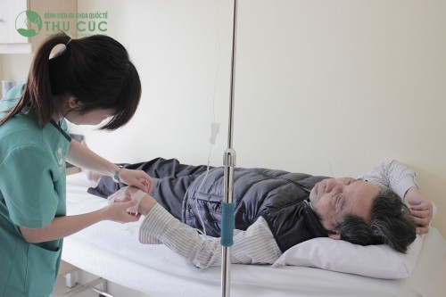 Tại bệnh viện Thu Cúc, chúng tôi luôn sẵn sàng cấp cứu, hỗ trợ dành lại sự sống cho người bệnh 24/24 (ảnh minh họa).