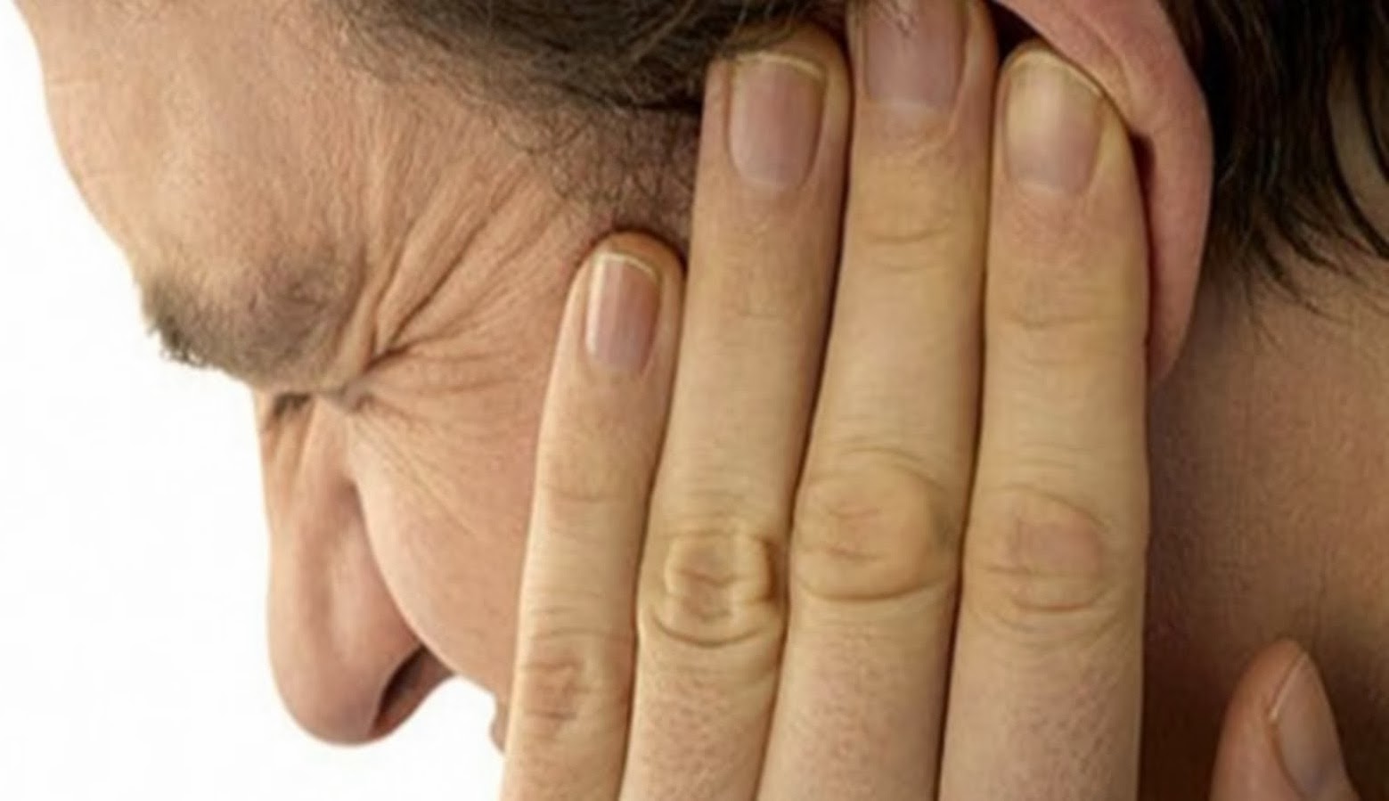 Bệnh viêm tai xương chũm cần được điều trị sớm tránh biến chứng nguy hiểm gây áp xe não,..