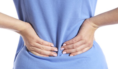 Đi bộ là một cách giảm đau cho những người bị thoát vị đĩa đệm. thoat-vi-dia-dem-co-nen-di-bo-khong