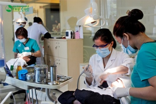 Làm răng giả tại Bệnh viện Thu Cúc đảm bảo quy trình, nhanh chóng, thoải mái, tin cậy cao