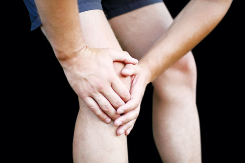đau sưng khớp gối là bệnh gì