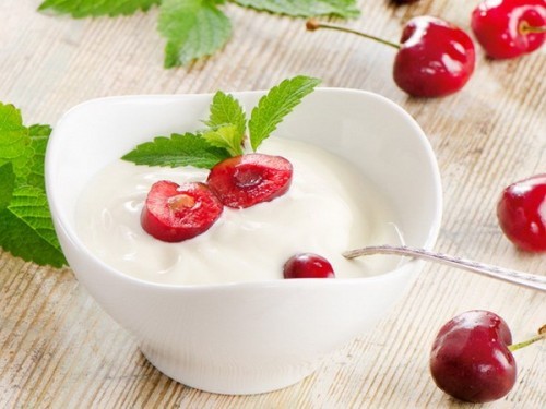 Sữa chua cung cấp làm cân bằng lợi khuẩn tốt cho hệ tiêu hóa
