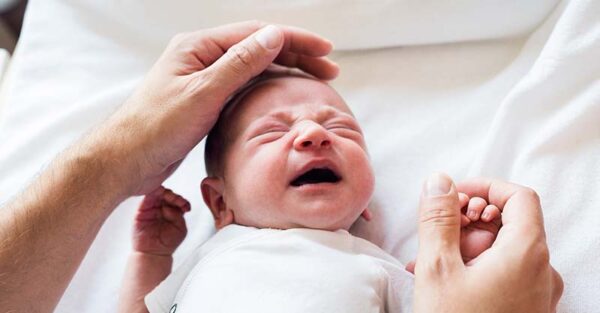 viêm đường tiết niệu trẻ sơ sinh