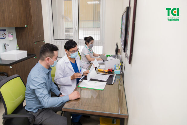 Người bệnh cần tham khảo ý kiến bác sĩ trước khi sử dụng thuốc