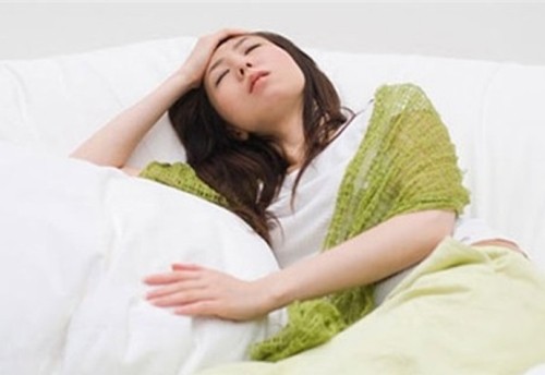 Phụ nữ khi có triệu chứng đau bụng dưới kéo dài cần đi khám để được chẩn đoán chính xác bệnh, loại bỏ những lo lắng không cần thiết