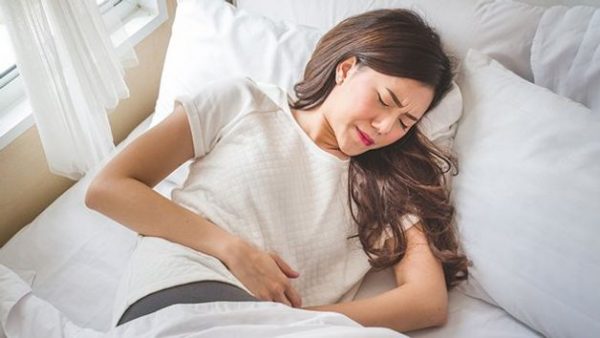 đau bụng vùng eo trái