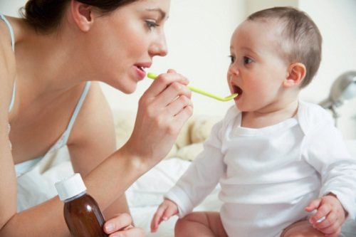 Sử dụng kháng sinh trong thời gian dài cũng khiến trẻ dễ bị rối loạn tiêu hóa