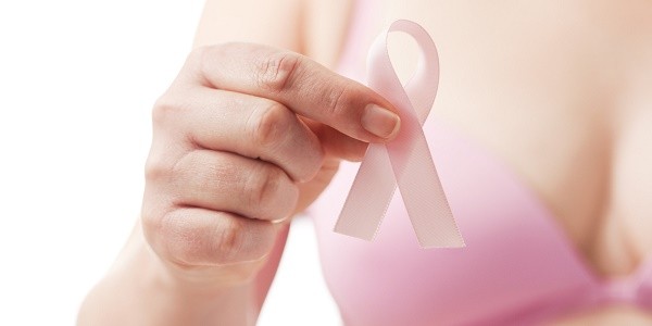 Bệnh ung thư vú có di truyền không?
