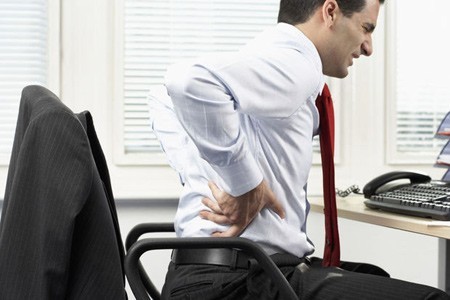 Bệnh xương khớp có xu hướng trẻ hóa và xuất hiện nhiều trong giới văn phòng