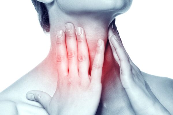 Khàn tiếng, hụt hơi có thể là dấu hiệu cảnh báo bệnh viêm thanh quản