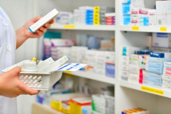 Điều trị viêm amidan bằng một số loại thuốc kháng sinh, kháng viêm…