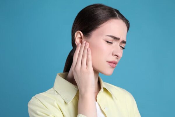 Viêm amidan có thể dẫn tới viêm tai giữa, viêm mũi họng nếu không được điều trị 