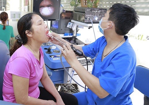 Nhiều người tìm đến bác sĩ Tai mũi họng - Bệnh viện Thu Cúc để được thăm khám, tư vấn và điều trị bệnh