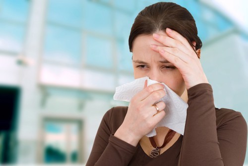 Người bệnh nếu không điều trị sớm có thể gây biến chứng viêm mũi dị ứng nguy hiểm ảnh hưởng tới sức khỏe