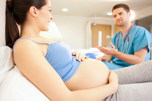 Phụ nữ mang thai rất dễ bị viêm âm đạo và các bệnh phụ khoa khác.