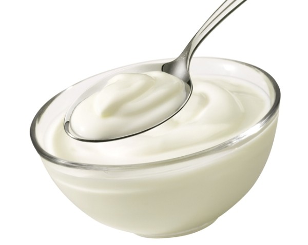 Giàu canxi và protein, sữa chua là thực phẩm gần như hoàn hảo khi mang thai. Một số sữa chua chứa vi khuẩn sống, có lợi cho tăng cường tiêu hóa, cải thiện hấp thụ chất dinh dưỡng và tăng cường hệ miễn dịch.
