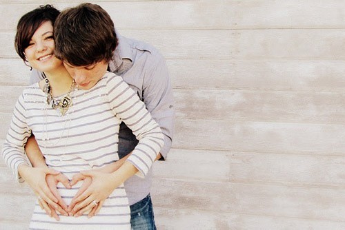 Mang thai 3 tháng đầu có được quan hệ tình dục không là băn khoăn, thắc mắc của rất nhiều cặp vợ chồng.