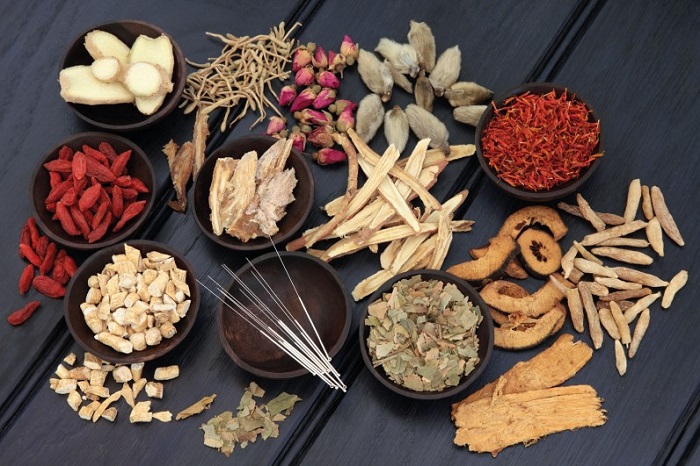 Điều trị u xơ tử cung bằng thảo dược ít tác dụng phụ nhưng thời gian sử dụng kéo dài