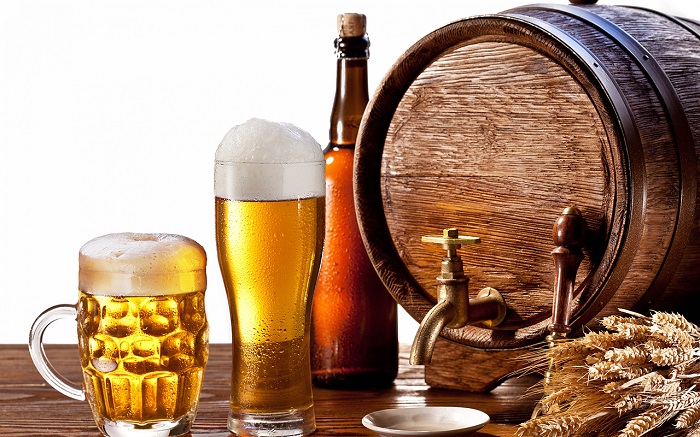 Chế độ ăn không lành mạnh và sử dụng nhiều chất kích thích là yếu tố làm tăng mắc u xơ tử cung ở chị em phụ nữ