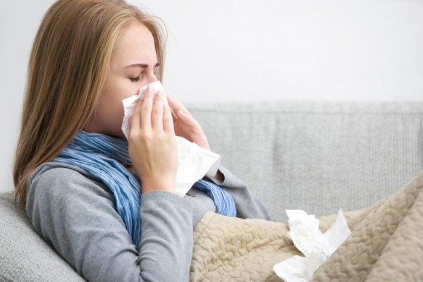  Nếu cảm thấy đau nhức mình mẩy, kèm theo các dấu hiệu mệt mỏi hãy nghĩ đến bệnh cúm 