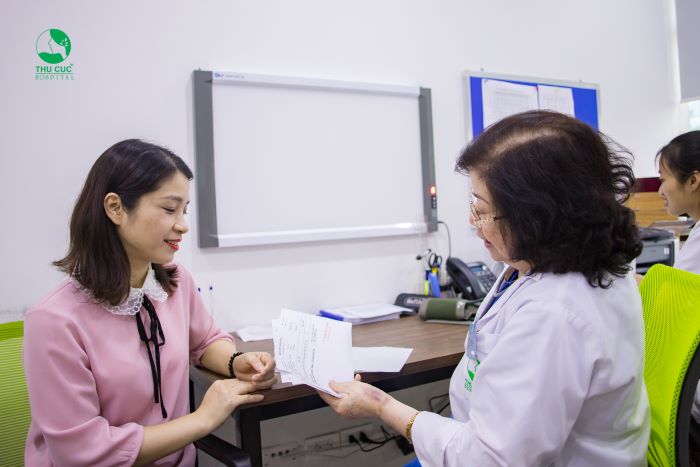 Viêm lộ tuyến cổ tử cung cấp độ 1 thường sẽ được chữa trị theo phương pháp nội khoa