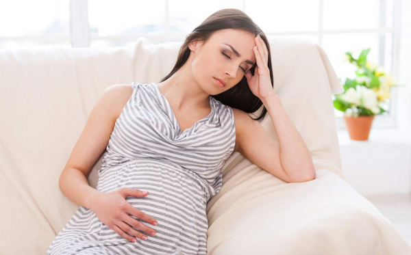 Bị trĩ khi mang thai cần được điều trị đúng cách