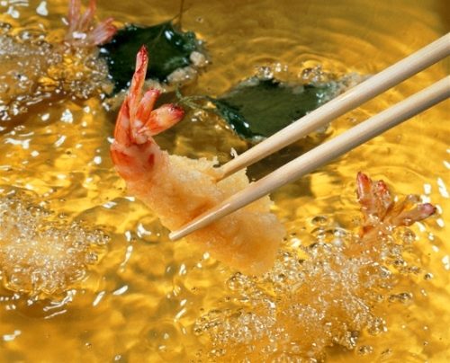 Người bị đau dạ dày nên kiêng các thực phẩm nhiều dầu mỡ