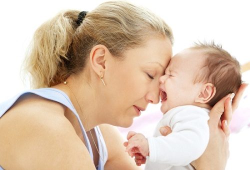 Trẻ bị rối loạn tiêu hóa thường quấy khóc nhiều.
