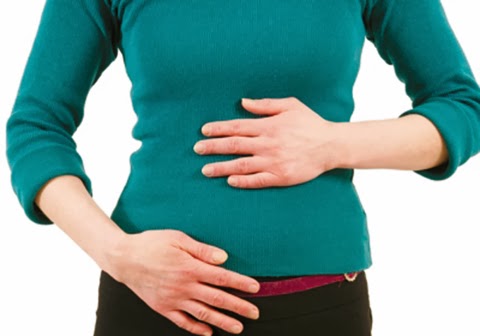 Người bệnh polyp trực tràng thường có triệu chứng đau bụng