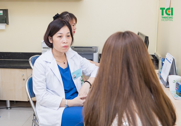 Việc đặt vòng tránh thai cần phải tuân theo chỉ dẫn của các bác sỹ sản – phụ khoa không thể tùy tiện