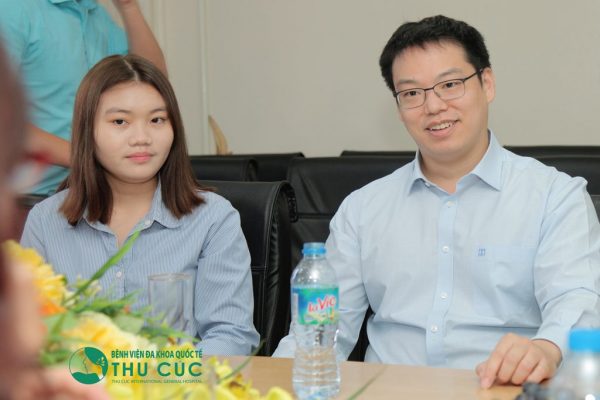 Thu Cúc khám sức khỏe cho Công ty Samsung